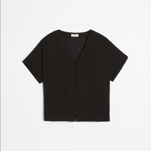 Button-Down Loose Blouse in Black - Picture 2 of 4
